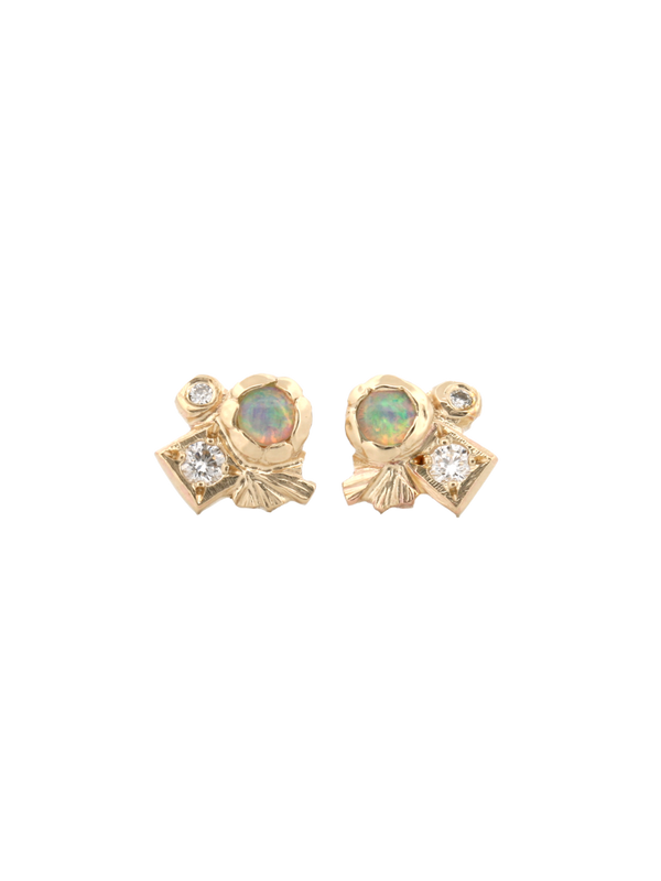 Opalith Studs